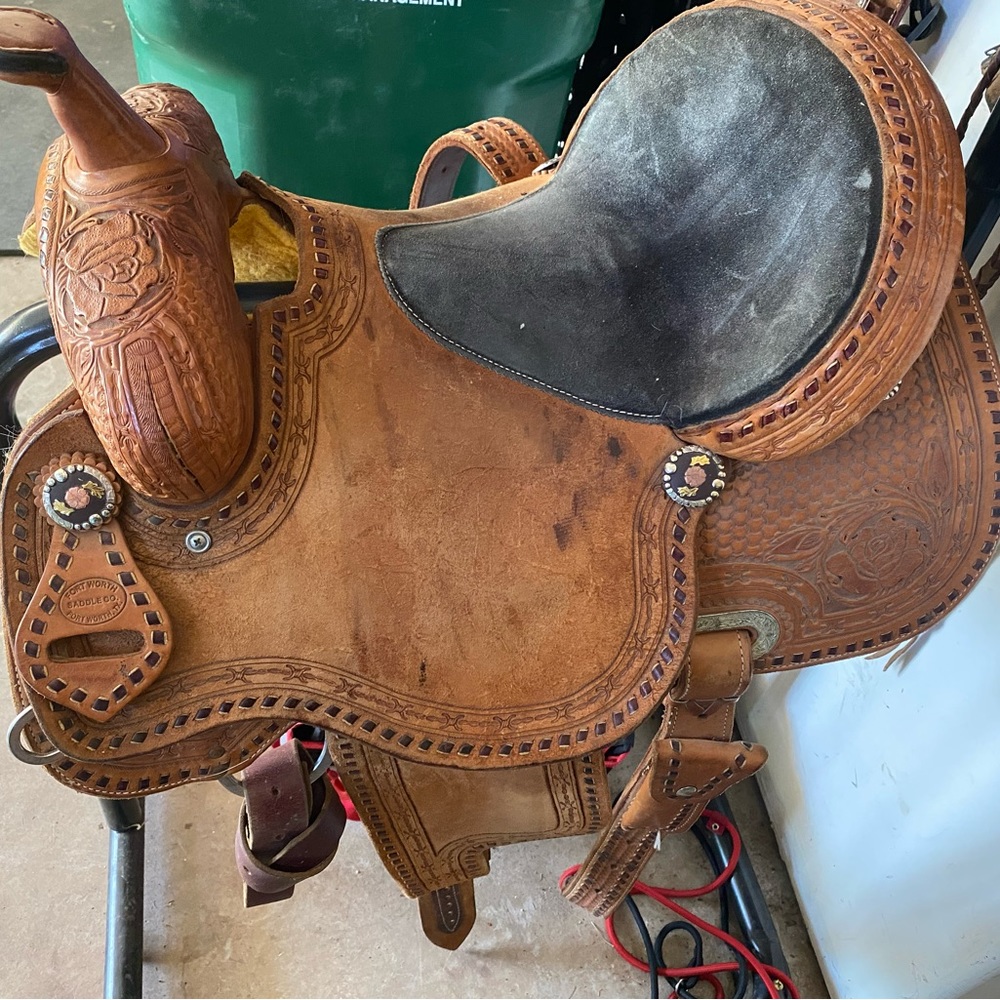 16”Barrel saddle